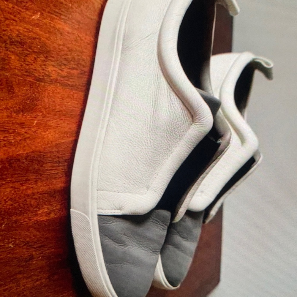 Vince Leather Slip on sneakers
